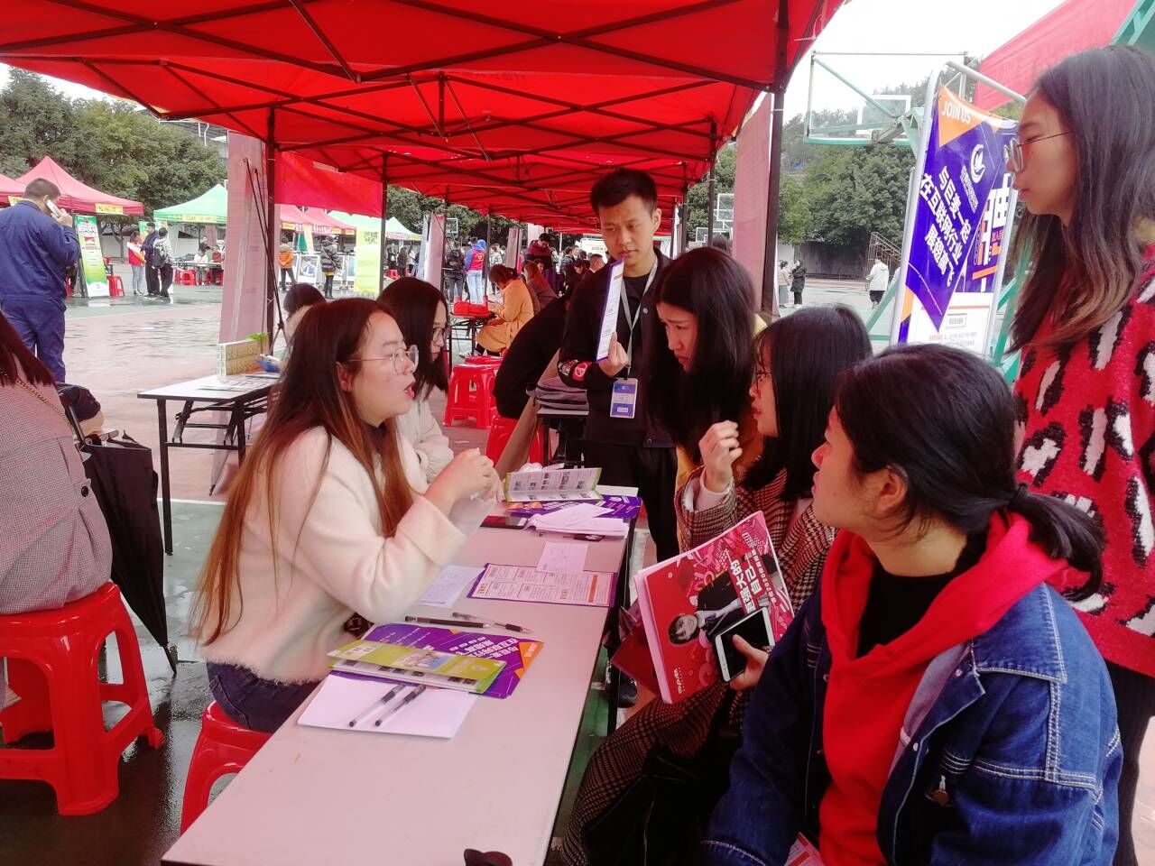 2020招聘会16.jpg